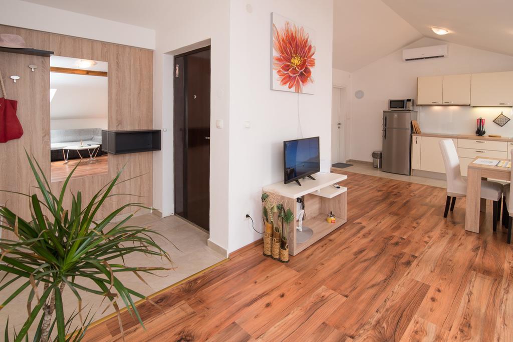 Apartman Marinko Krk Town Εξωτερικό φωτογραφία