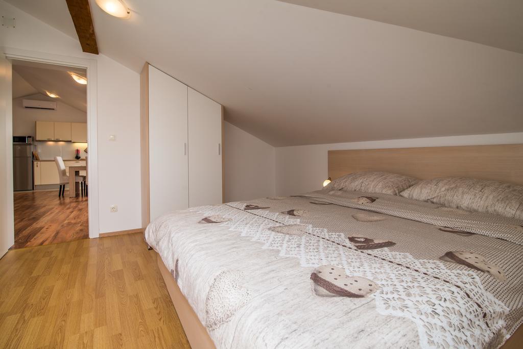 Apartman Marinko Krk Town Εξωτερικό φωτογραφία